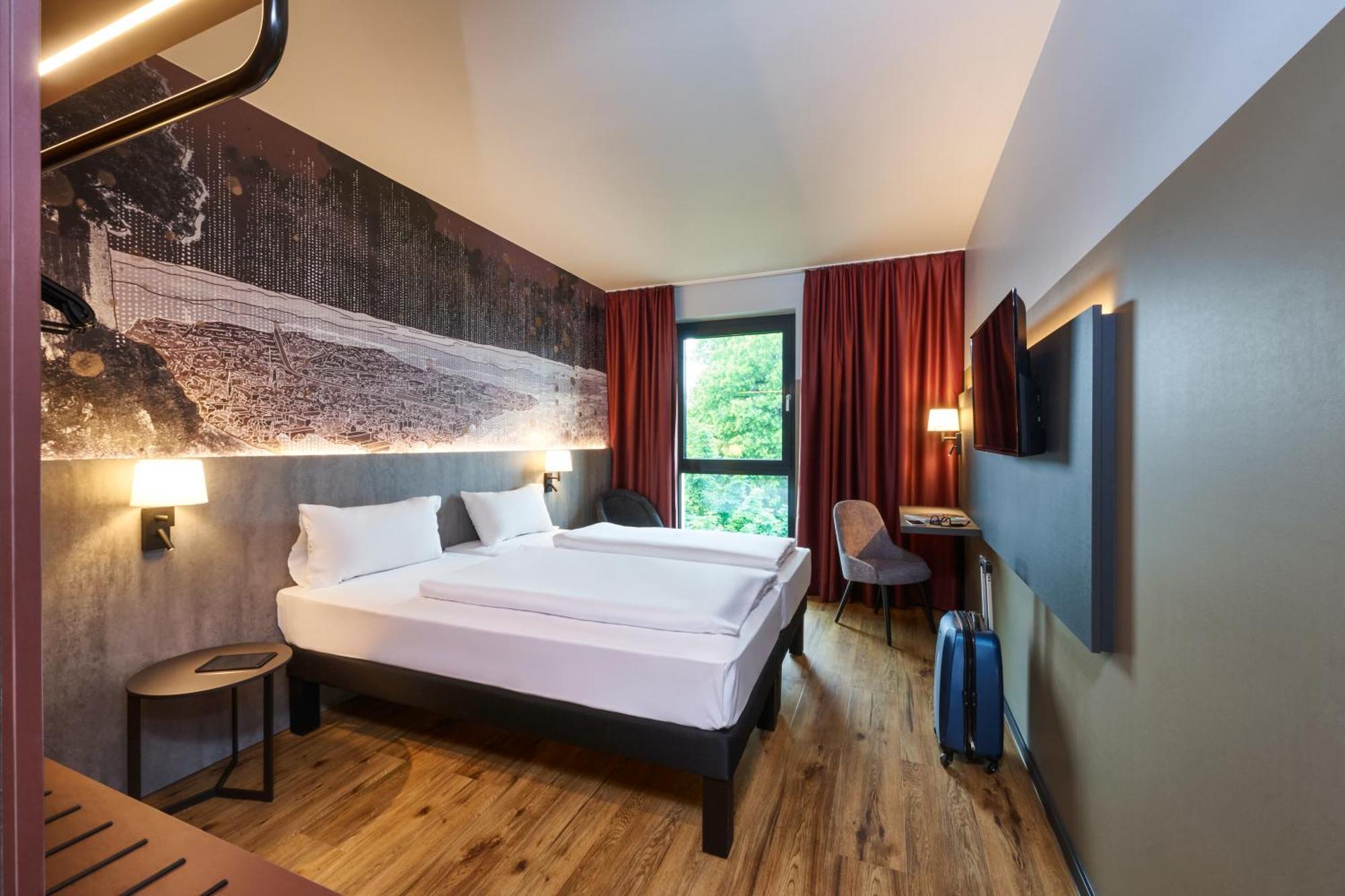 Отель Ibis Styles Зинген Экстерьер фото