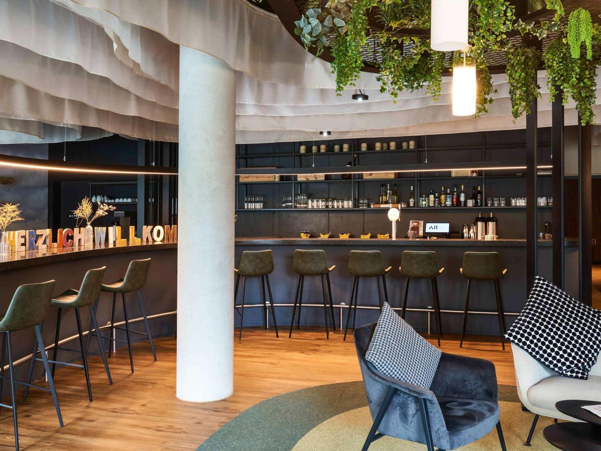 Отель Ibis Styles Зинген Экстерьер фото